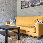 Karlovy Cute By Rentez Appartement *