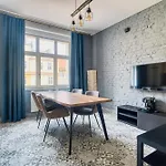 Appartement Karlovy Cute By Rentez