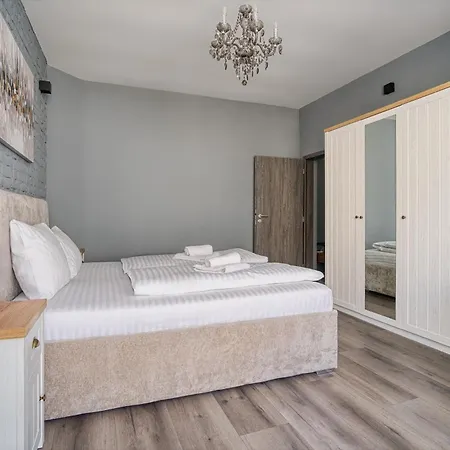 Karlovy Cute By Rentez *